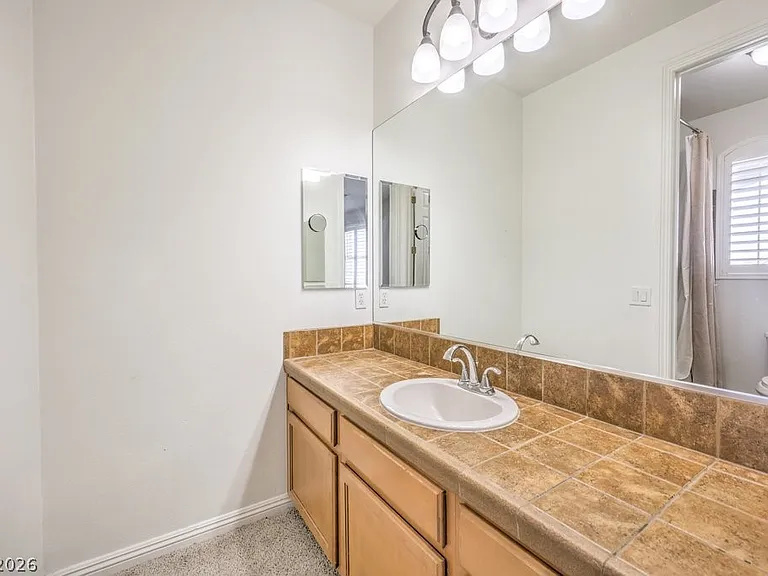 305 Onyx Crest St — Photo 25