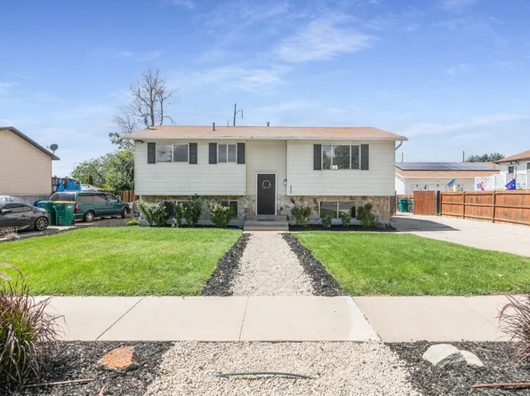 2340 S Main St, Clearfield, UT 84015