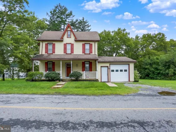8 Cemetery Rd, Fleetwood, PA 19522