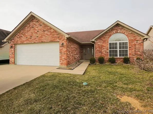 11919 Lewis Drive, Sellersburg, IN 47172