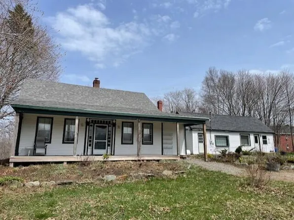 33 North Main Street, Milbridge, ME 04658