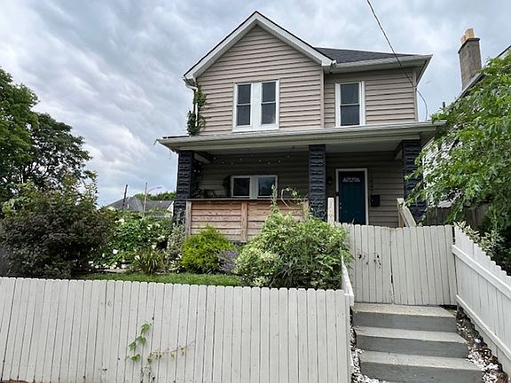 2nd image of 1447 Mount Vernon Ave