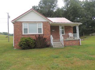 21157 Hazelwood Dr, Bristol, VA 24202