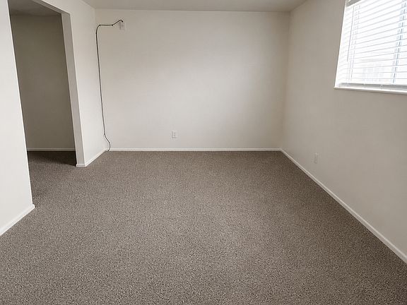 4th image of 2544 S 700 E