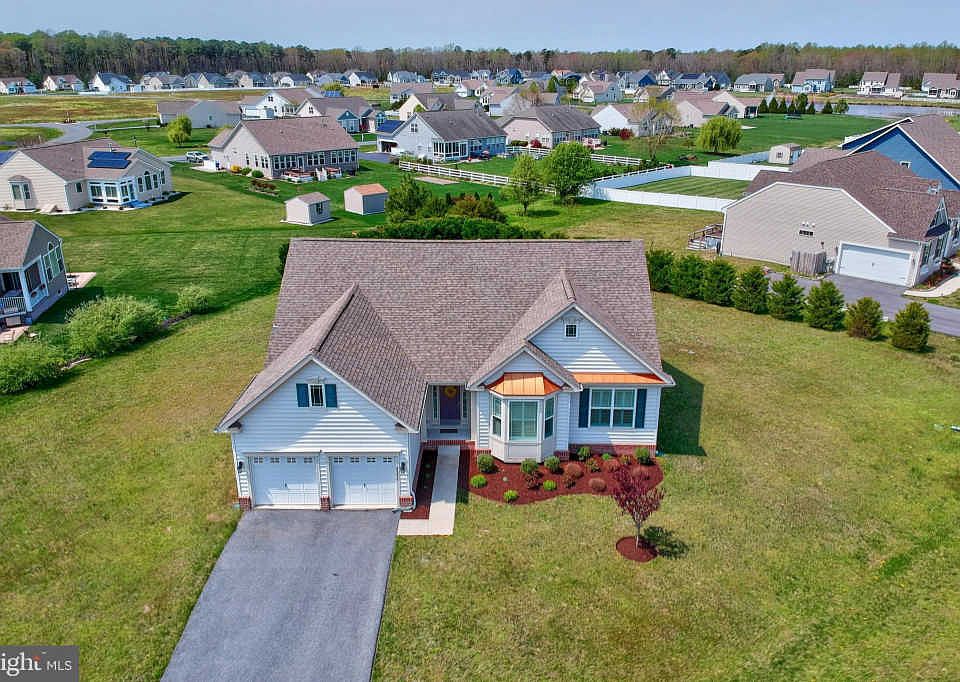 1st image of 20250 Long Meadow Ln