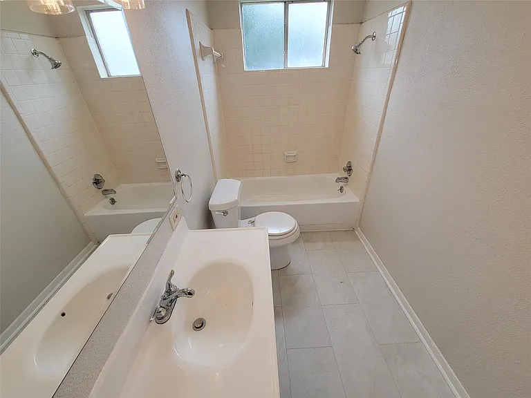 14403 Cypress Branch Dr — Photo 20