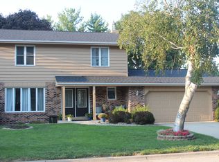 1416 Hanson Dr, Normal, IL 61761