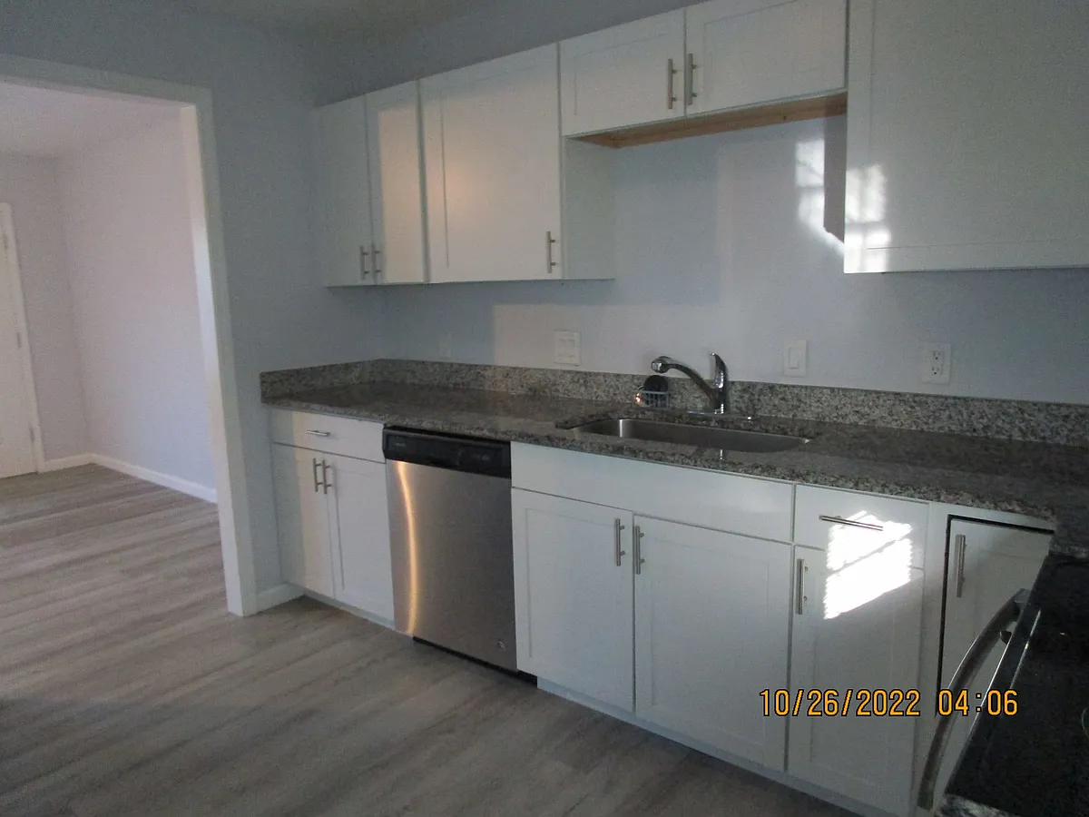 Building Photo - 4828 Grimes St #2