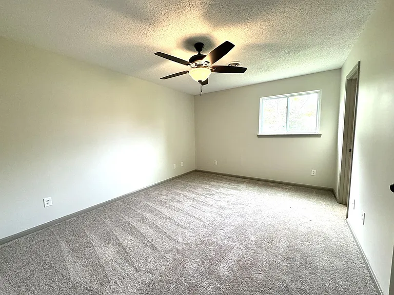 833 Mill River Rd — Photo 14