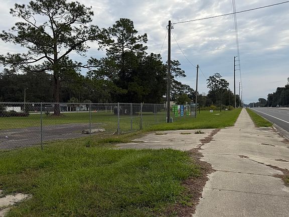 2nd image of 888 STATE ROAD 20