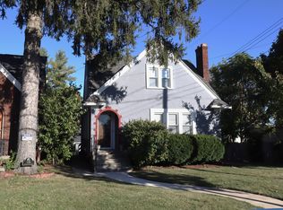 106 Kipling Blvd, Lansing, MI 48912