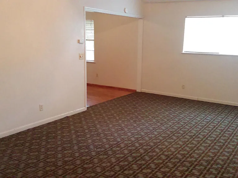 3910 Stanard St — Photo 18