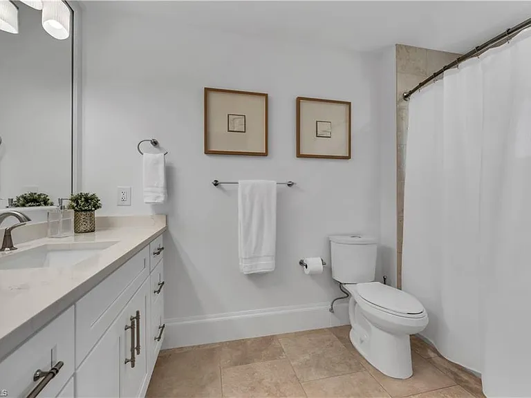 718 Old Trail Dr — Photo 9