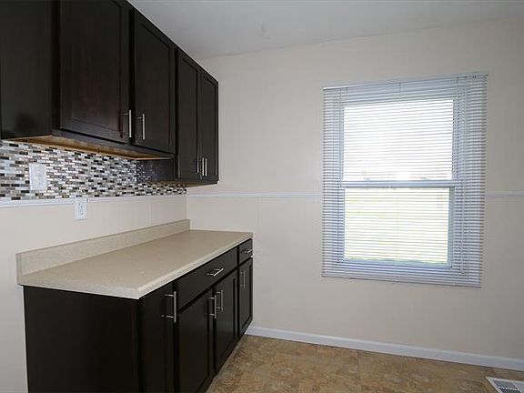 5th image of 228 Seminole Dr