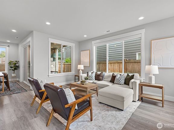 5th image of 16539 8th Avenue NE