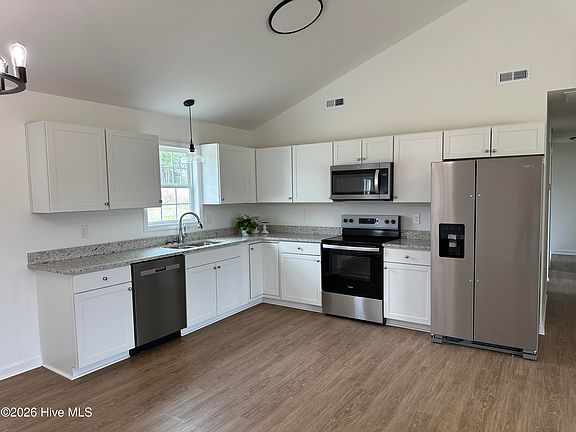 5th image of 2173 Rowan Road