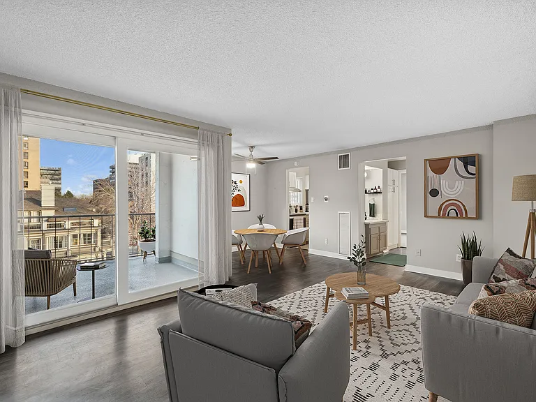 Arrive 800 Penn — Photo 8