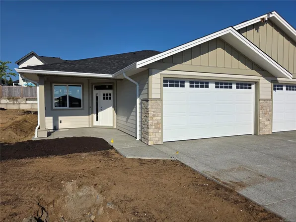 343 Arizona Dr #4, Campbell River, BC V9H 1V3