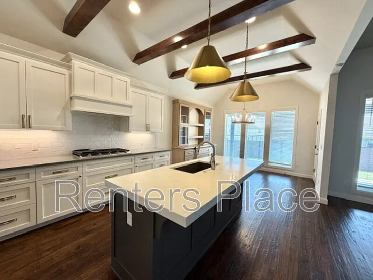 803 E Delmar Pl — Photo 12