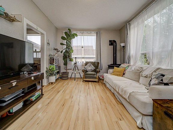 4th image of 12316 N 21st Ave