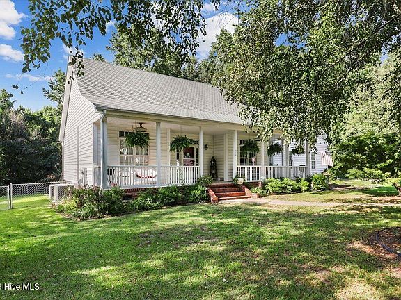 2nd image of 5316 Pebble Creek Circle