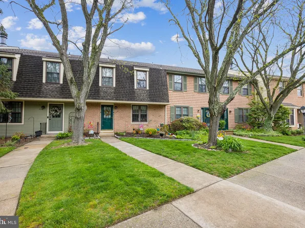 717 Kings Croft, Cherry Hill, NJ 08034