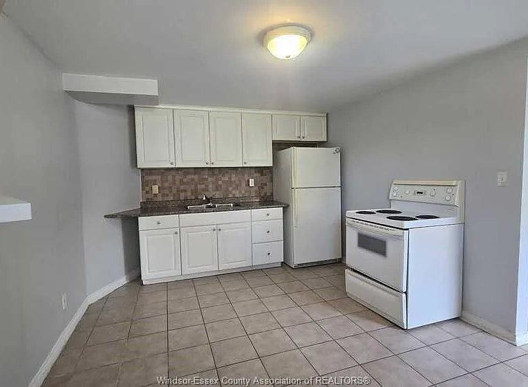 805 Giles Blvd E #LOWER — Photo 5
