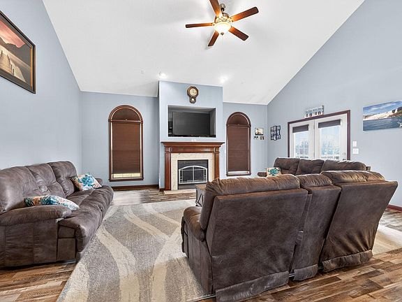 5th image of 11943 Thrailkill Rd