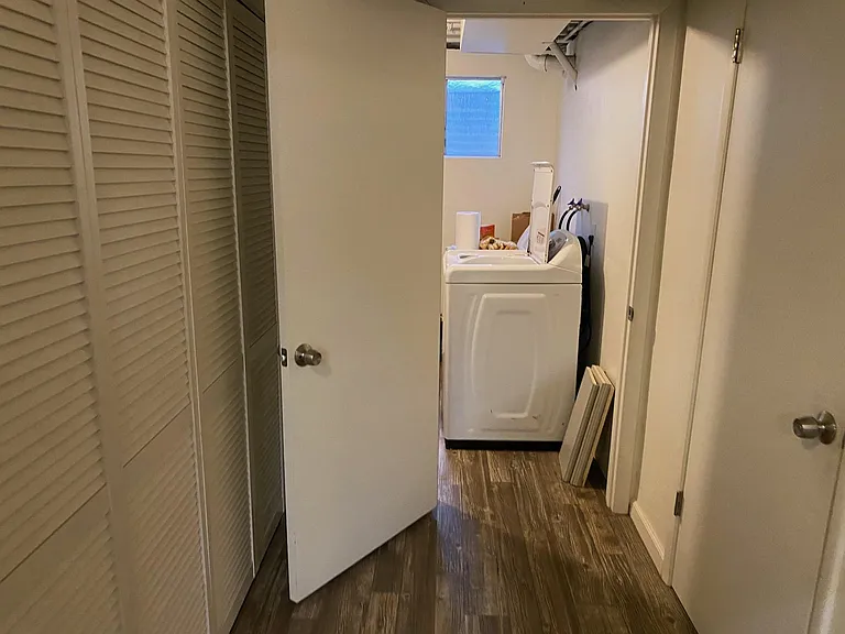 2361 E Phylden Dr #B — Photo 33