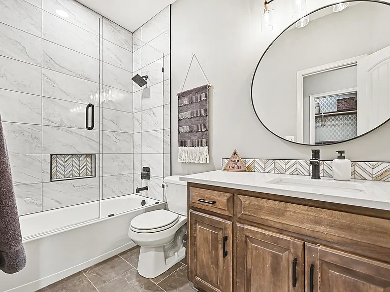 Full Bath