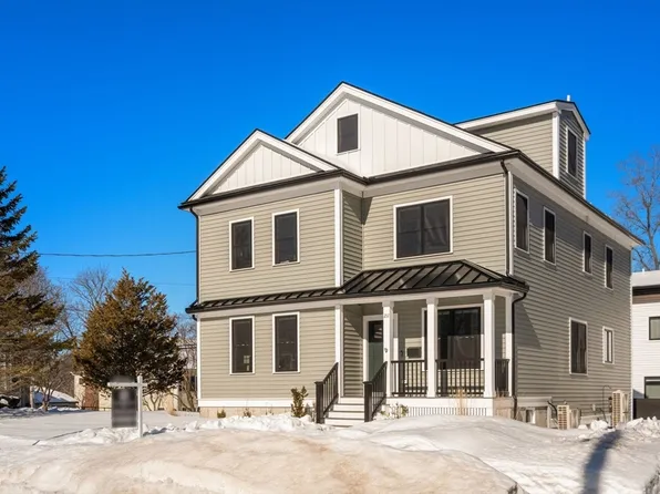 211 Florence Ave, Arlington, MA 02476