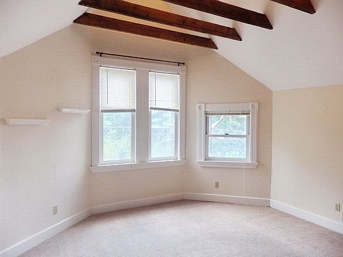 3rd image of 537 Tusculum Ave #2