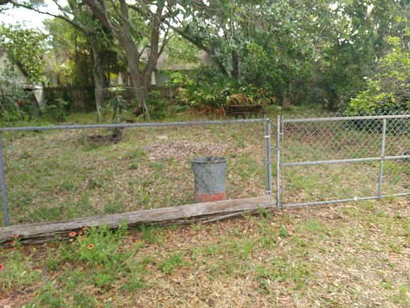 3rd image of 219 N Orange St