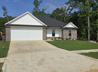 900 Alex Dr, Whitehouse, TX 75791