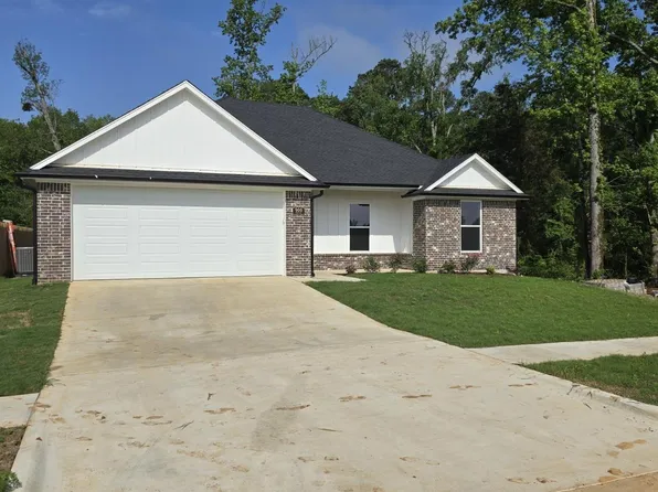 900 Alex Dr, Whitehouse, TX 75791