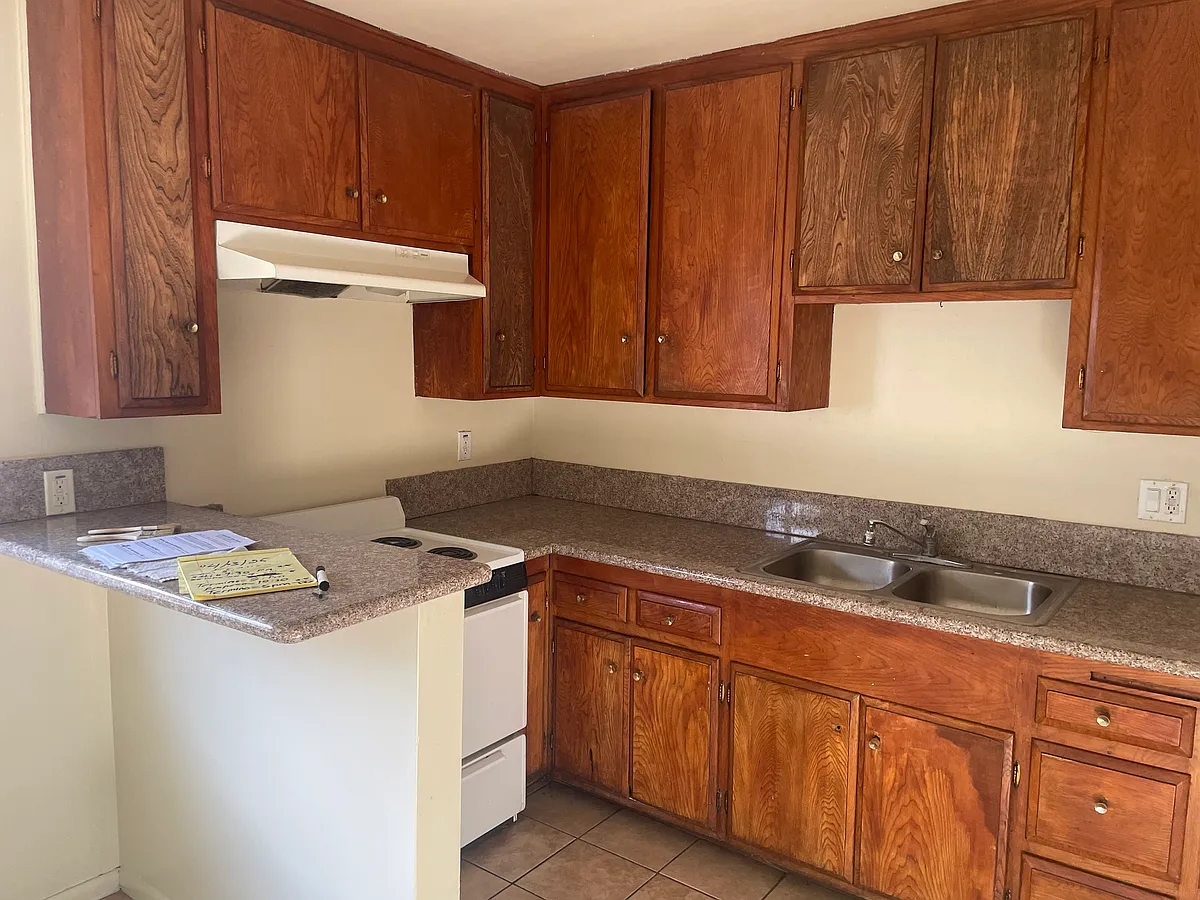 Building Photo - 9330 Artesia Blvd #8