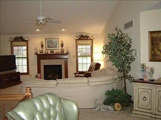 1st image of 18560 Treetop Ct