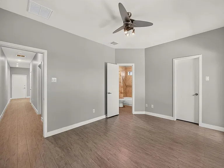6016 Truro St — Photo 36