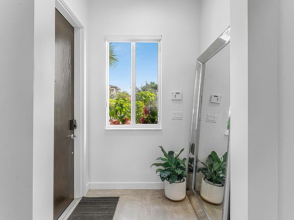 4th image of 610 Pioneer Way