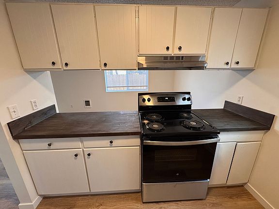 5th image of 9021 E Liberty Ave #0
