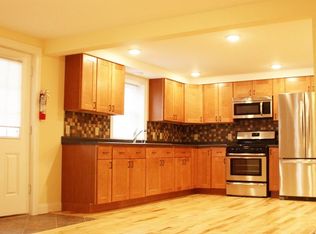 160 North St, Burlington, VT 05401