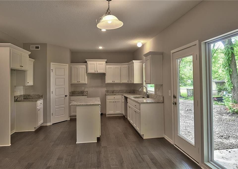 1st image of 3406 N 128th Ter