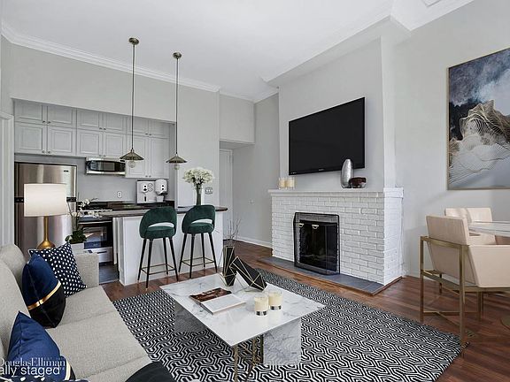 3rd image of 92 Horatio St APT 5A