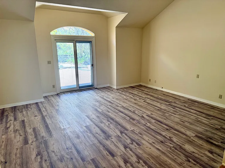 1922 Golden Sky Cir — Photo 11