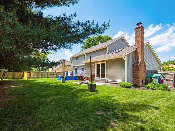 3rd image of 10131 Hounsdale Dr NW