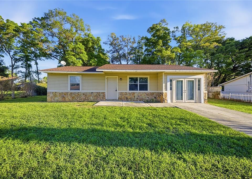 1st image of 3703 SE 67th Pl