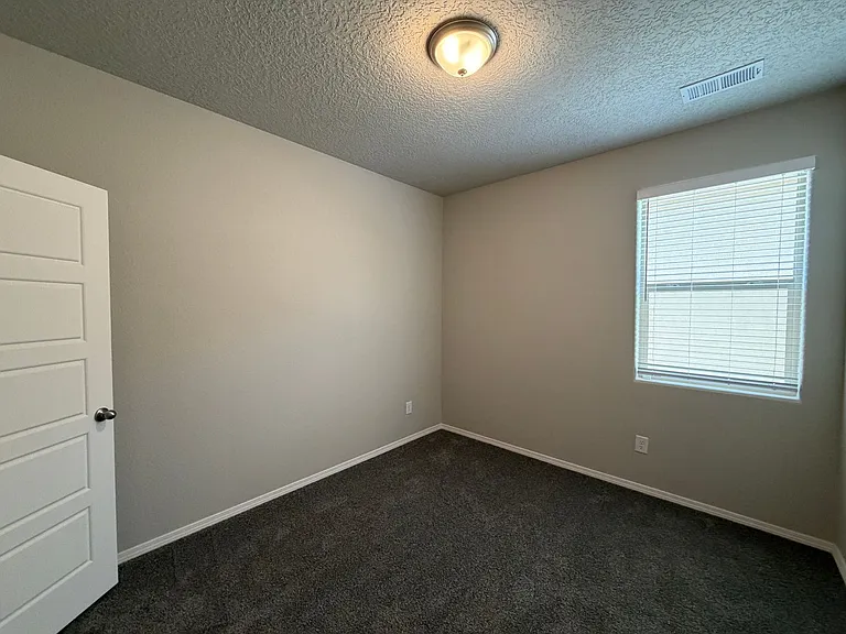 768 Amatista Loop SE — Photo 21