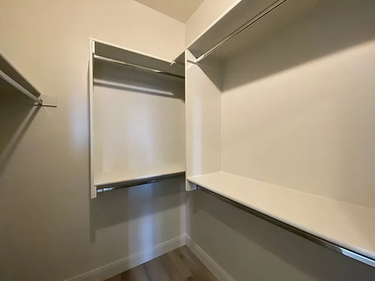 4381 S 1200 W — Photo 17