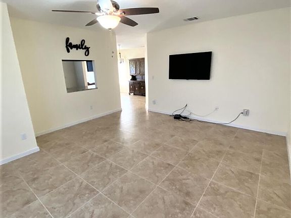 5th image of 1550 SE Colchester Circle