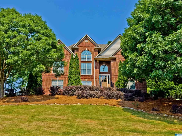 540 Crestview Ln, Trussville, AL 35173